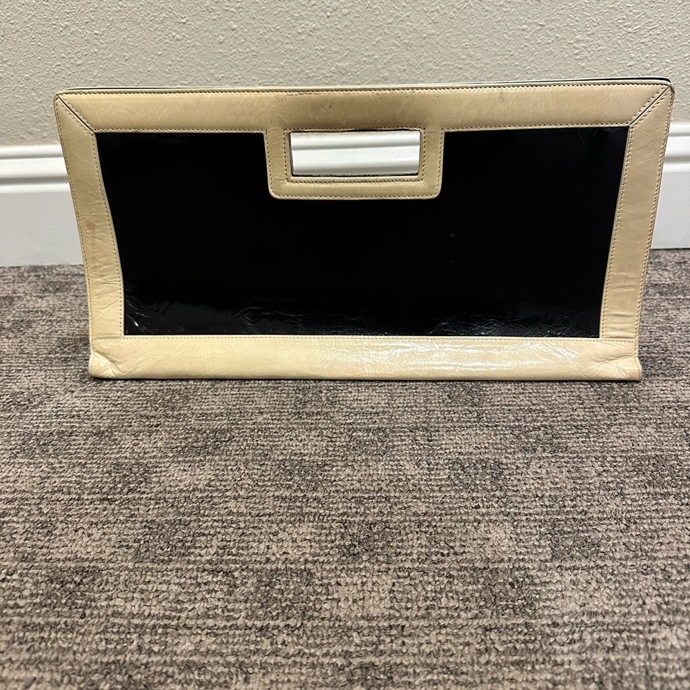 Elegant Black and Cream Clutch